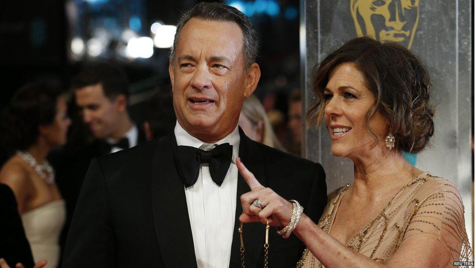 Tom Hanks and Rita Wilson arrive on the red carpet