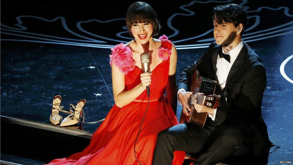 Karen O and Ezra Koenig