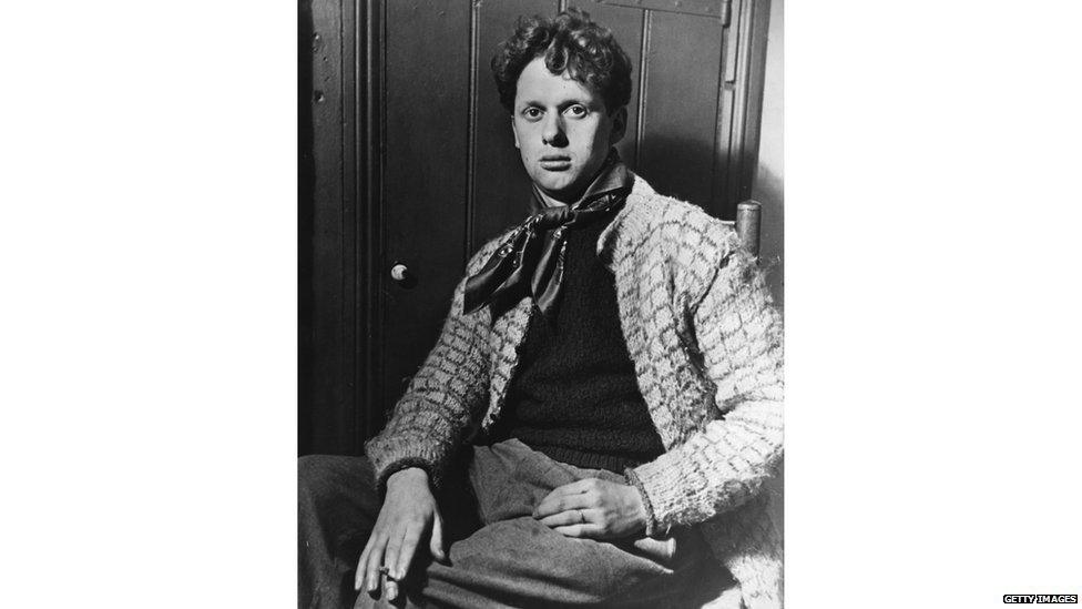 Welsh poet Dylan Thomas (1914 - 1953)