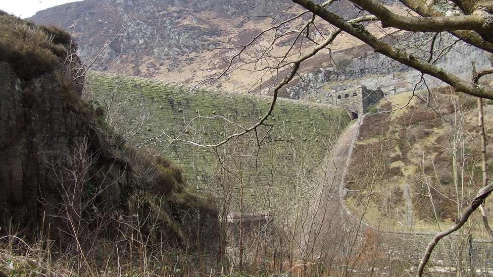 Caban Coch reservoir