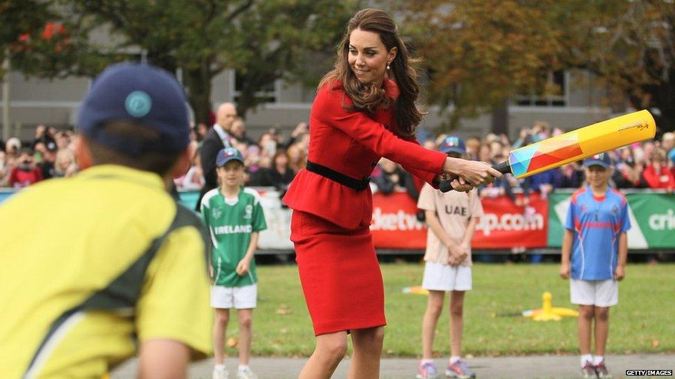 Duchess of Cambridge plays cricket