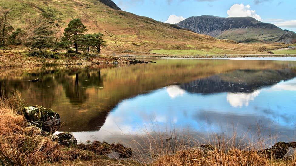 Llyn y Gader in Snowdonia