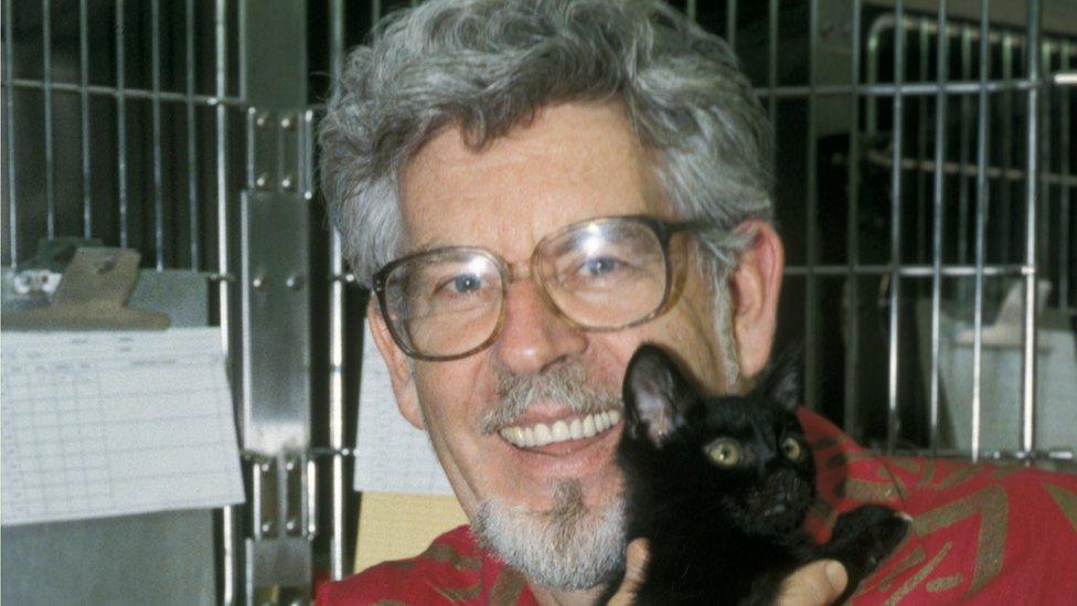 Rolf Harris on Animal Hospital in 1994
