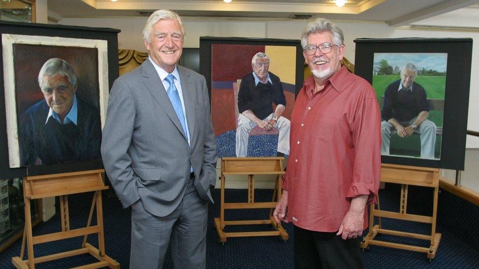 Michael Aspel (l) and Rolf Harris in 2004