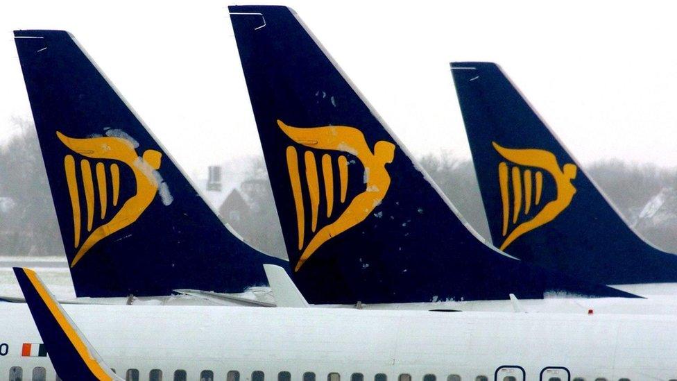 Ryanair planes