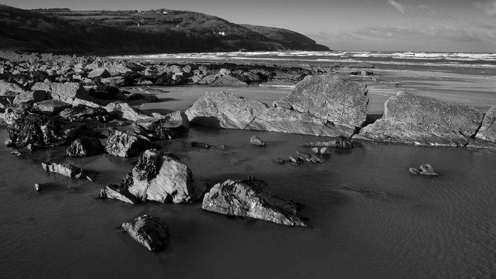 Poppit Sands