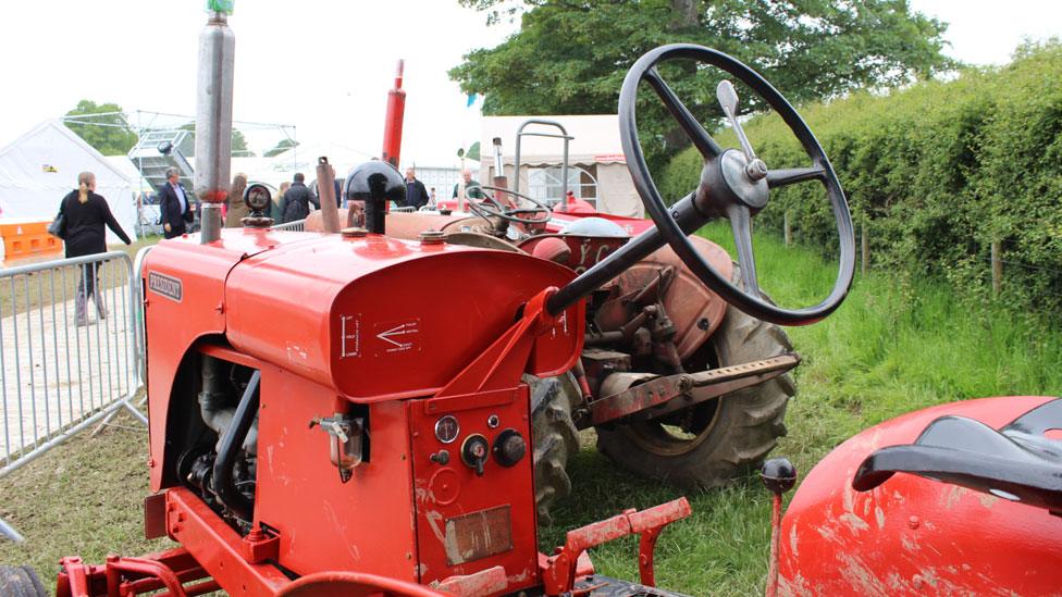 Tractor