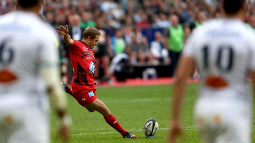 Jonny Wilkinson kicking a penalty in his final game, for Toulon in the Top 14 final against Castres on Saturday 31 May 2014