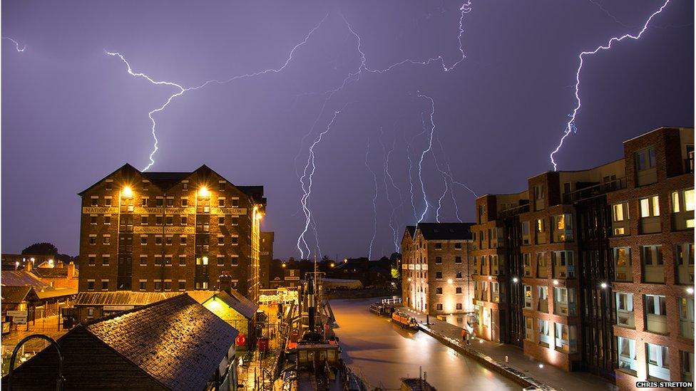 Lightning strikes several buildings at once in Gloucester