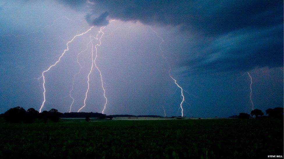 Lightning at Loddon, Norfolk facing towards Bungay