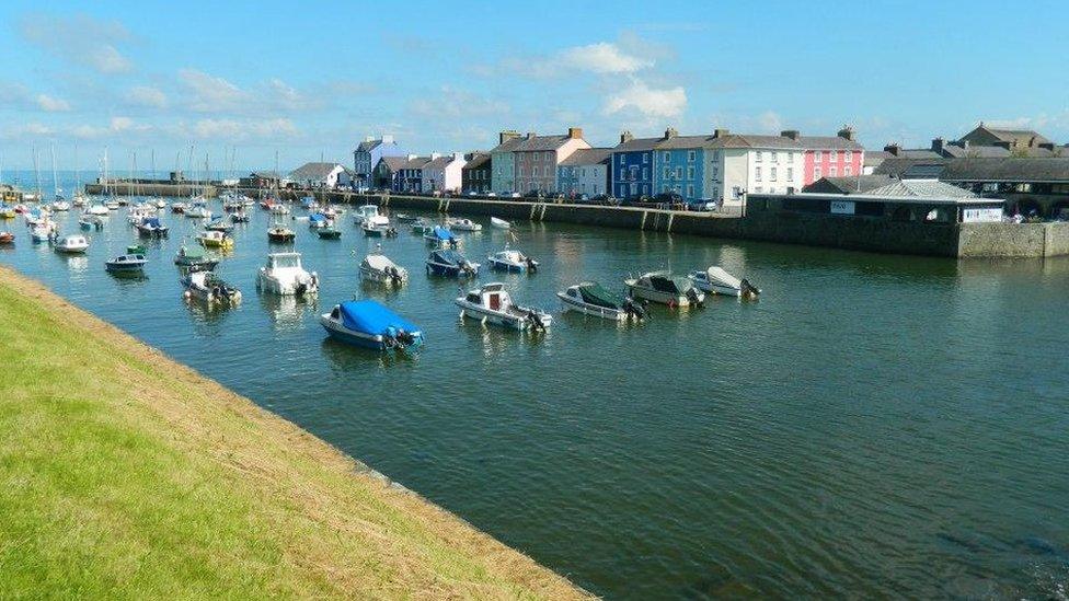 Aberaeron harbour