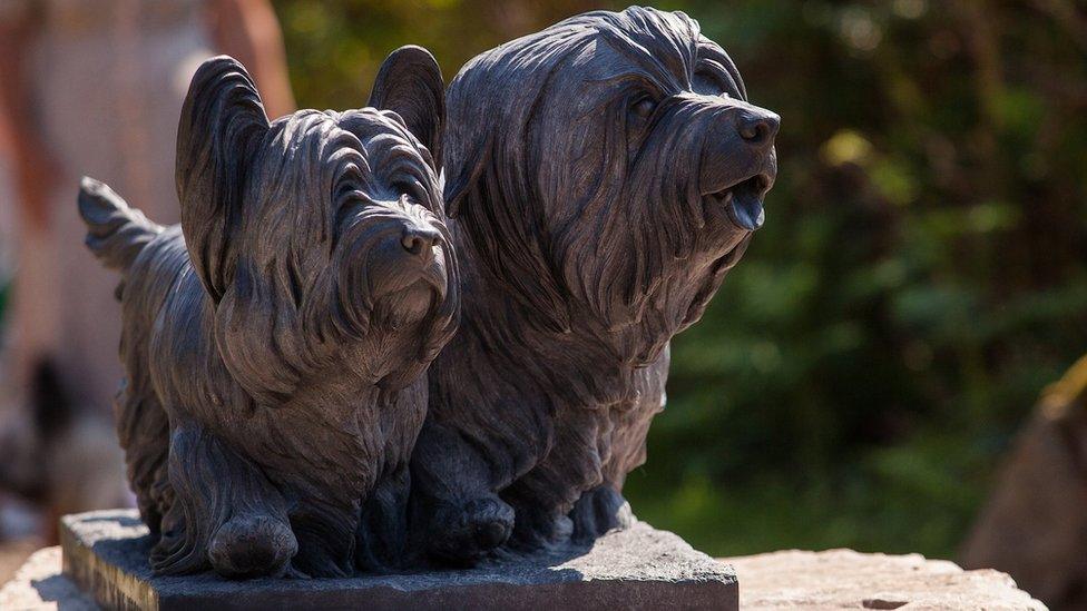 Skye Terrier statue