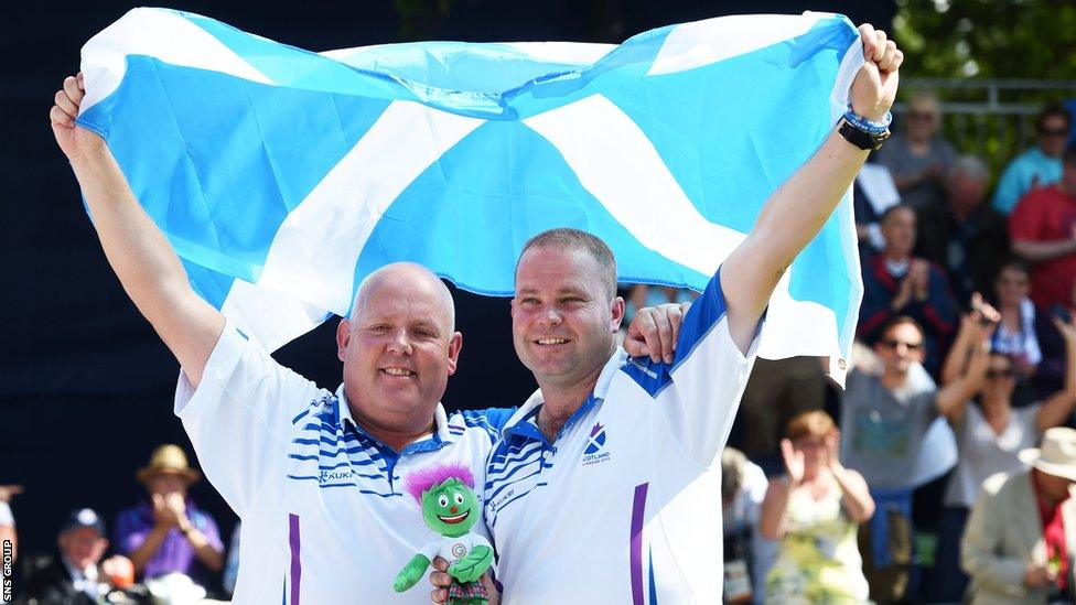 Alex Marshall (left) and Paul Foster struck gold in the lawn bowls pairs