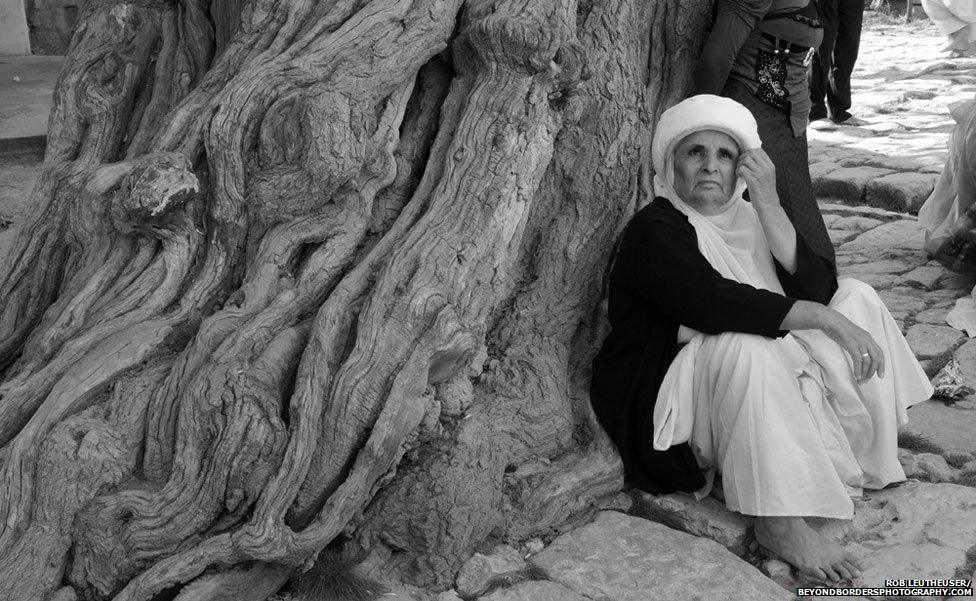 Yezidi women