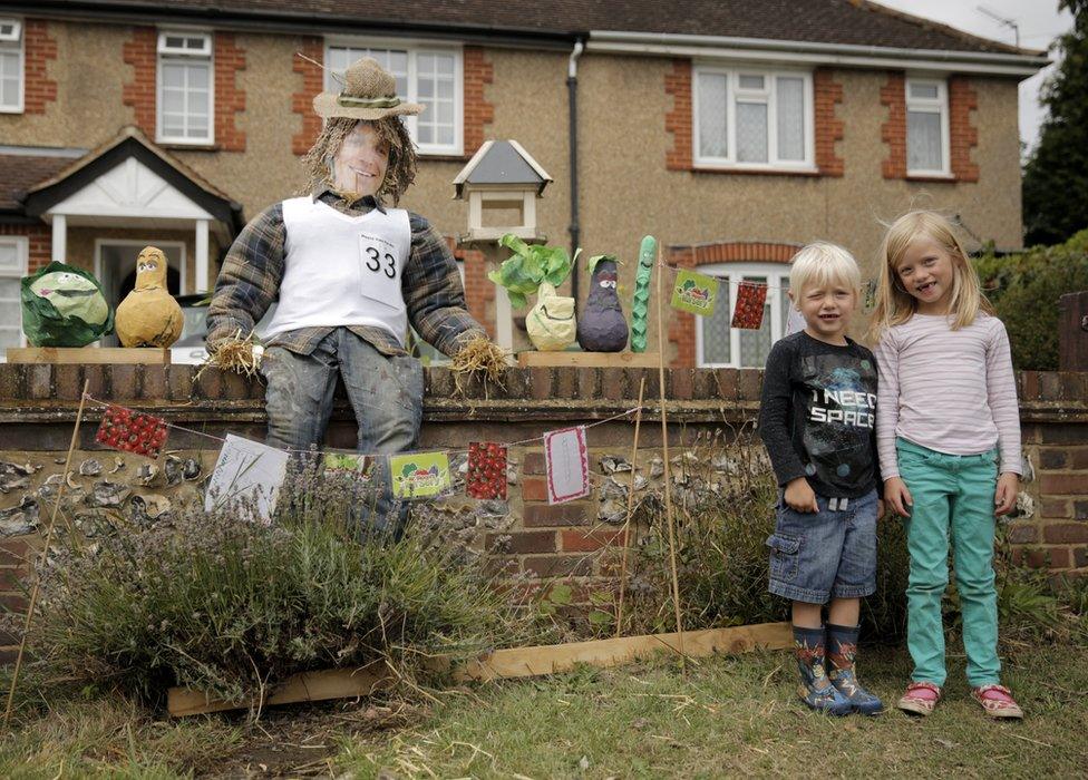 Flamstead scarecrow festival