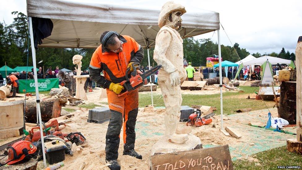 Pete Bowsher and carved cowboy