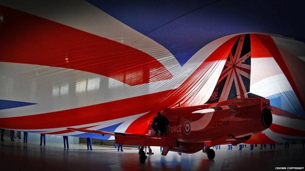 Image of Red Arrows jet