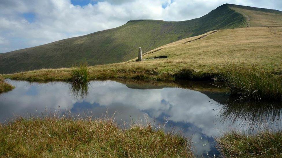 Pen y Fan, the Tommy Jones obelisk and Corn Du