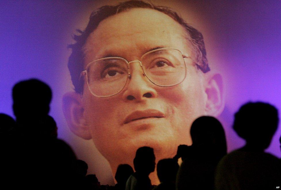 An Image of Thai King Bhumibol Adulyadej shown on a giant projector