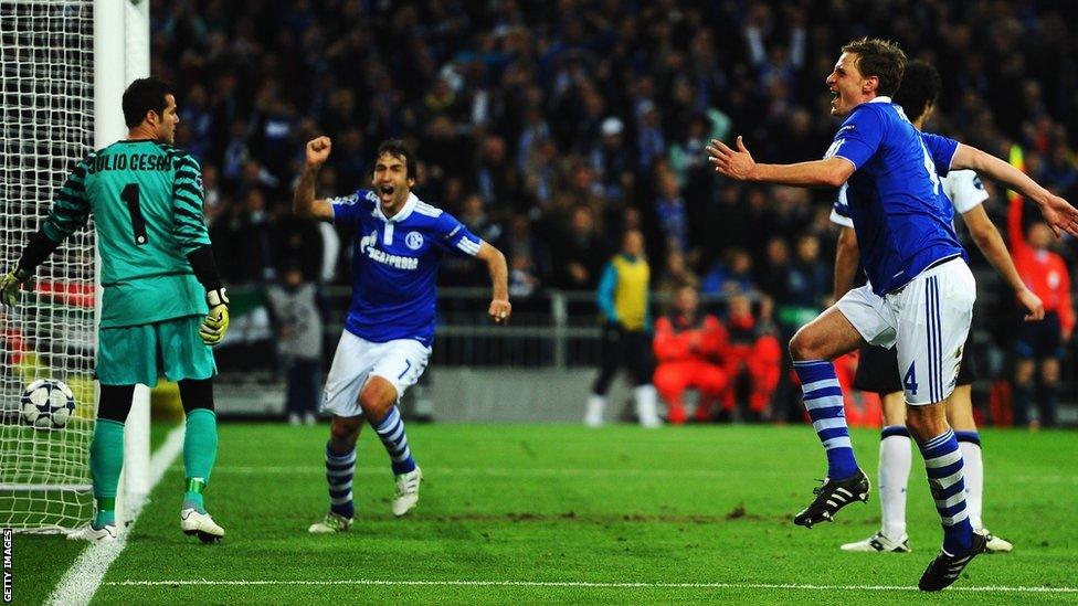 Champions League - Raul scores for Schalke against Inter Milan