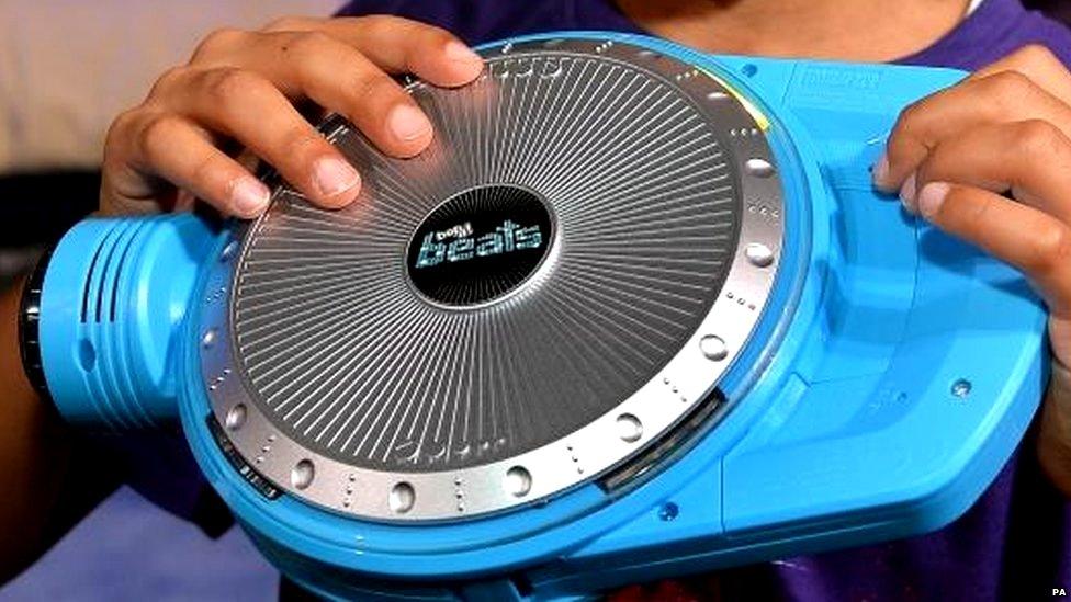 Bop-It! Beats machine