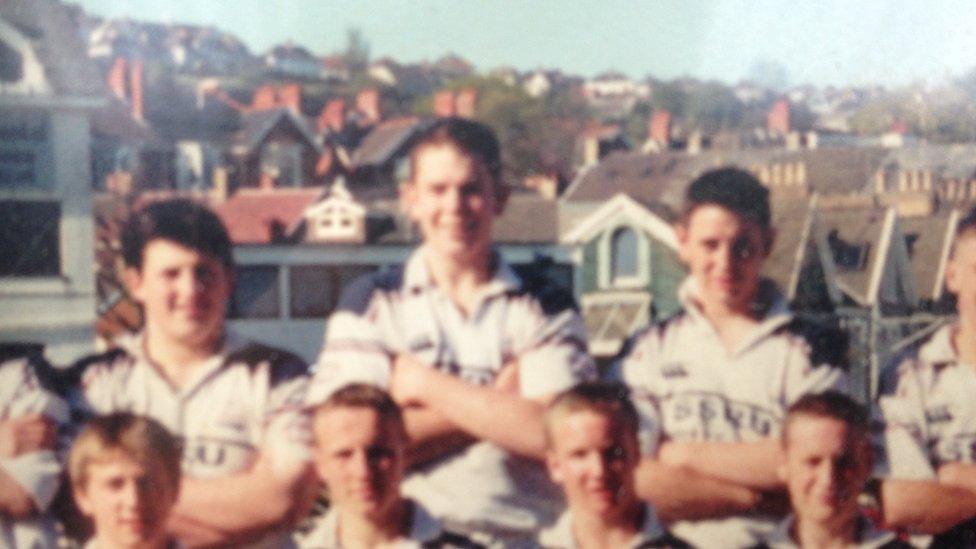 Roedd Alun-Wyn Jones yn gawr hyd yn oed yn ei arddegau / Alun-Wyn Jones has always been a towering influence in the pack