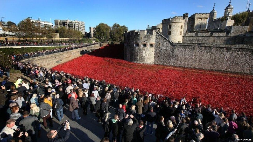 Poppies installation at the Tower of London