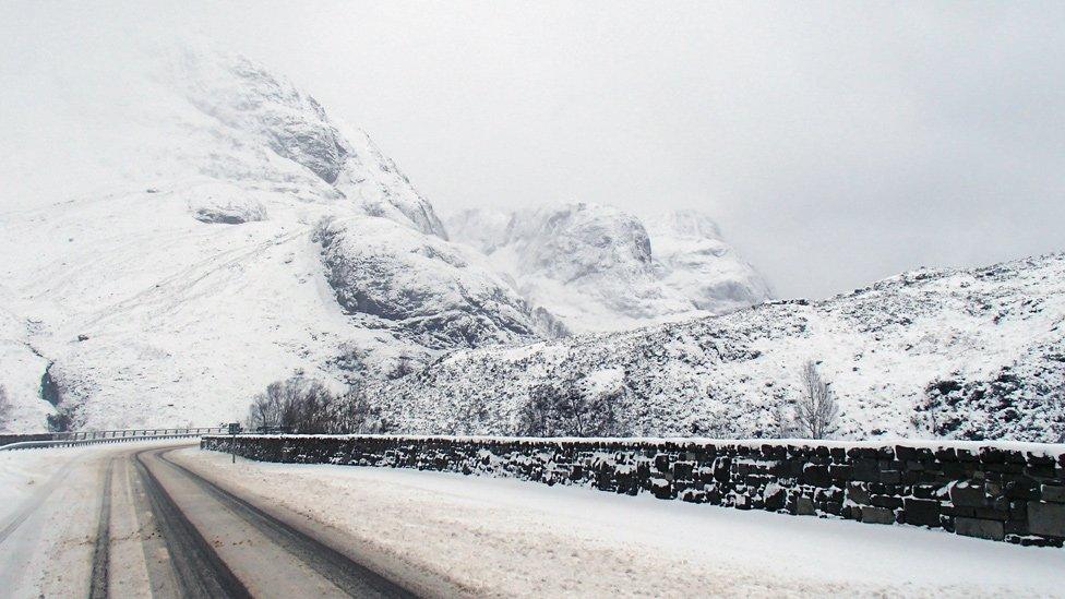 Sportscotland's Avalanche Information Service team in Glencoe were on the A82 early on Tuesday.