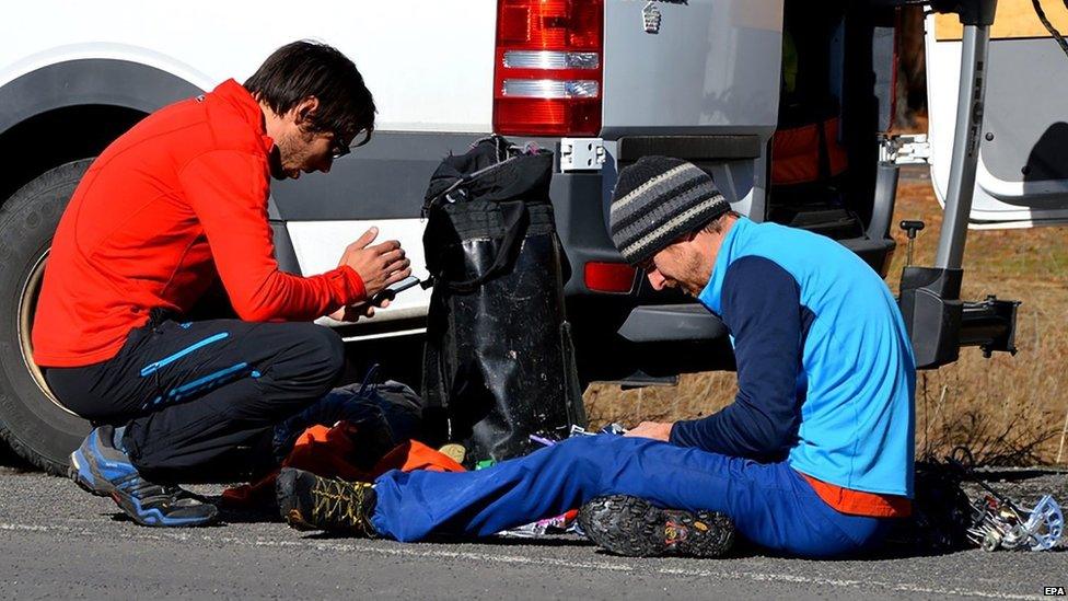 Kevin Jorgeson and Tommy Caldwell