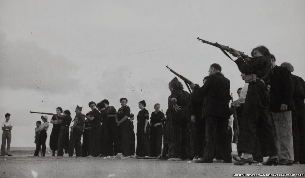 Republican Women by Robert Capa 1936