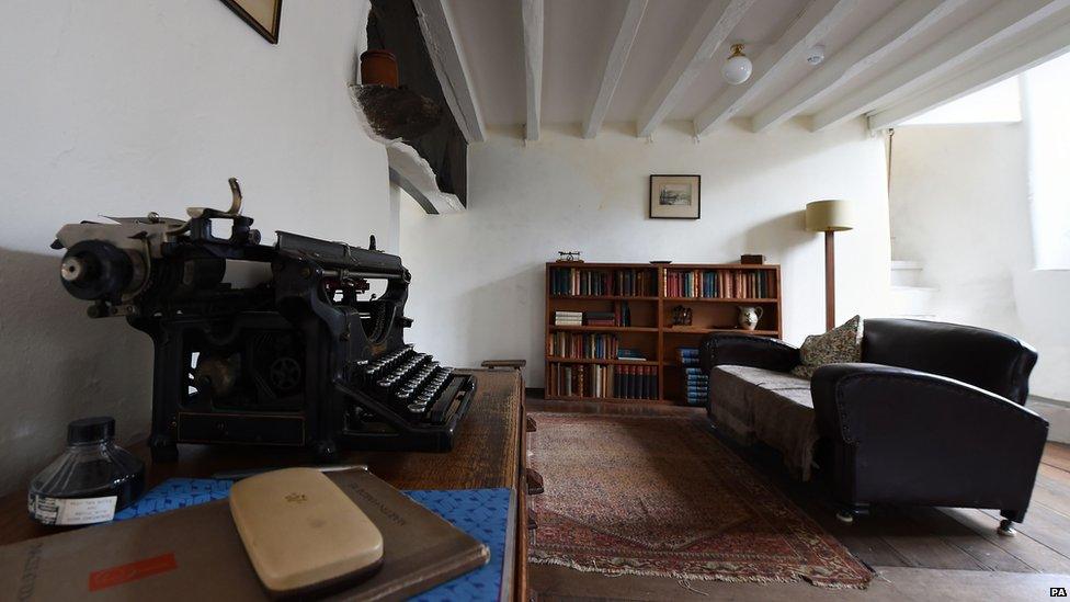 A typewriter in the living room of Stoneywell