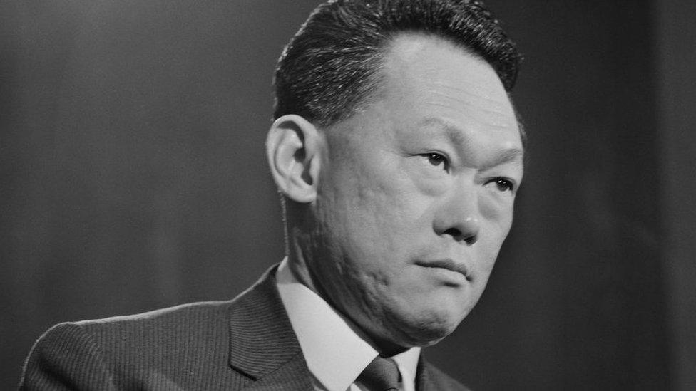 Lee Kuan Yew (5 Jan 1969)