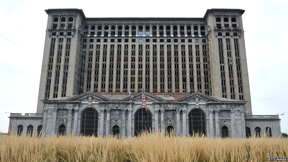 Over 1000 of the building's windows are blown out, as shown in this photo from October 2013.