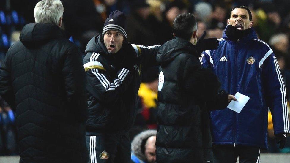 Steve Bruce and Gus Poyet scuffle