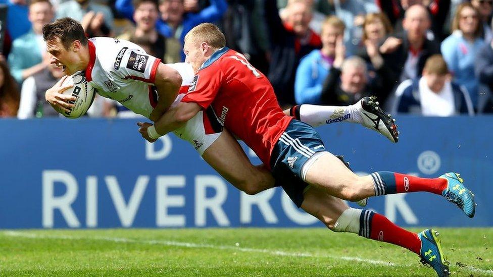 Tommy Bowe collects Iain Henderson's brilliant off-load and weaves through the Munster defence to dive over for Ulster's opening try in first-half stoppage time