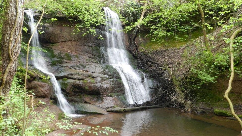 Pwll-y-Wrach waterfall