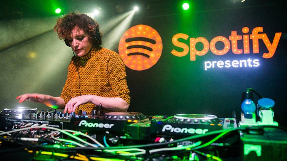 Spotify to offer video content