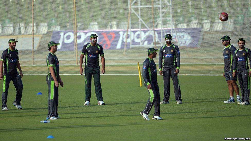 Pakistani cricketers take part in a net practice session at the Gaddafi Cricket Stadium (20 May 2015)