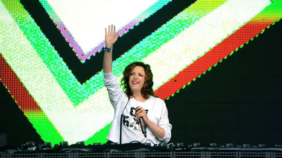 Annie Mac dj'ing