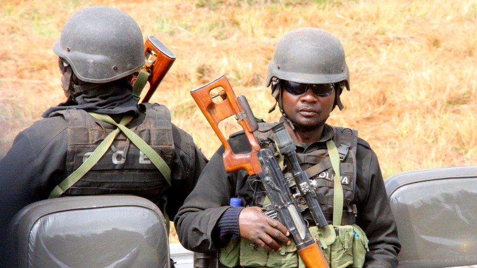 Mozambique police officers (file image)