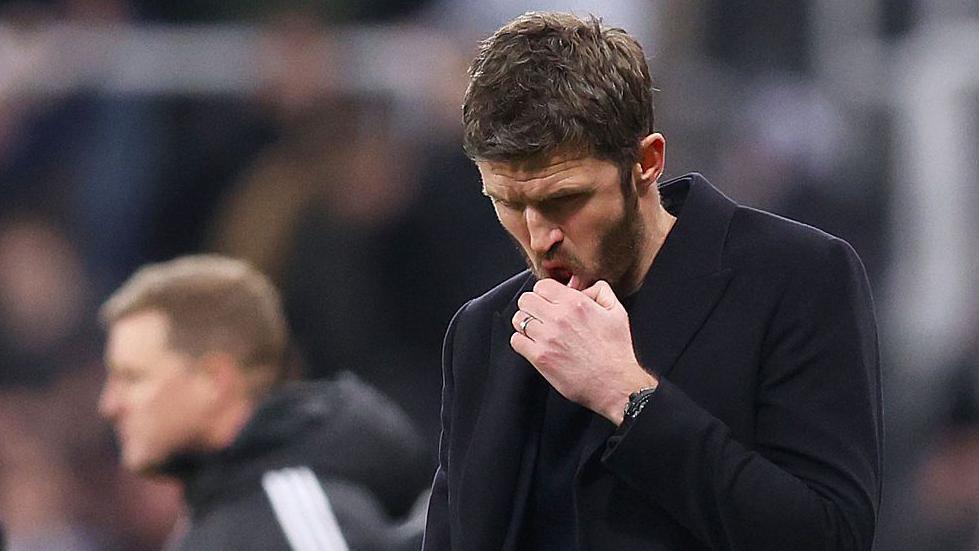 Michael Carrick looks dejected