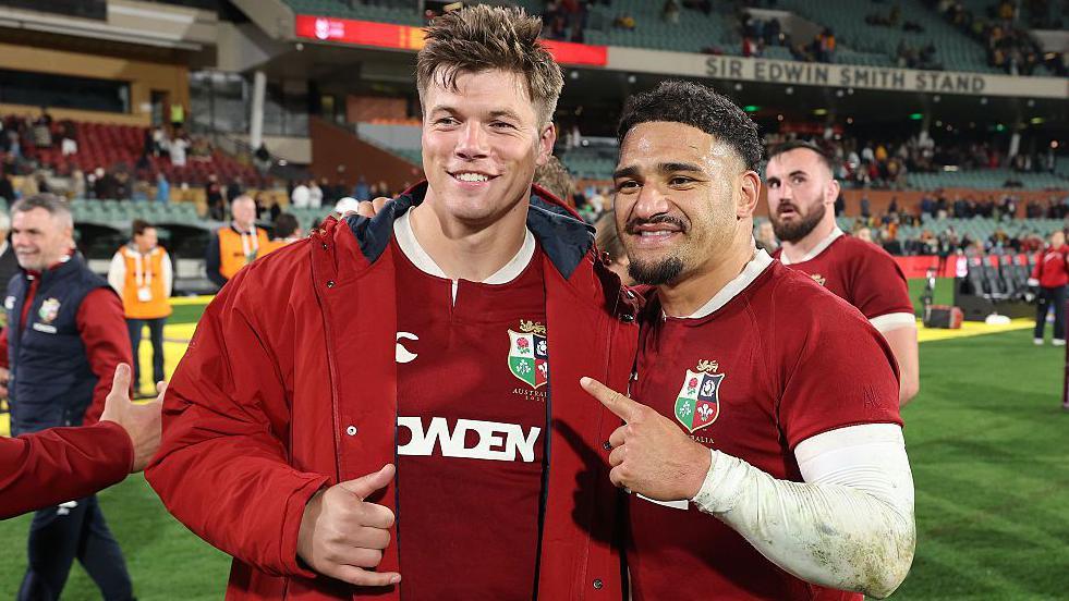 Huw Jones and Sione Tuipulotu