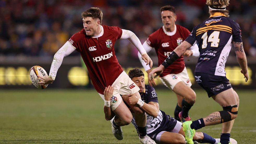 Garry Ringrose passes nan shot retired nan backmost of his hand
