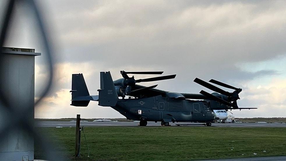 Itealan feachdan nan Stàitean Aonaichte a laigh aig Port-Adhair Bhaile a' Mhanaich