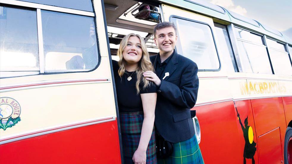 Alice Nic a' Mhaoilein agus Ryan Johnstone a bhuannaich na Buinn Òir san Òban an-uiridh