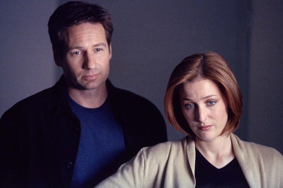 David Duchovny and Gillian Anderson in character as X Files' characters Mulder and Scully.