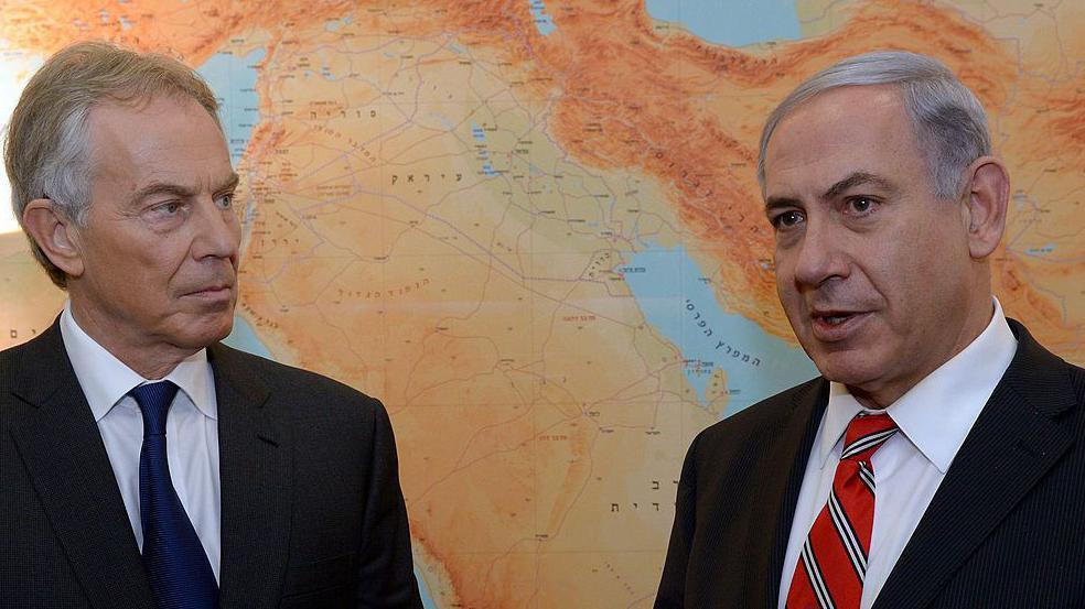 Former Middle East Quartet special envoy and ex-UK Prime Minister Tony Blair and Israeli Prime Minister Benjamin Netanyahu 
