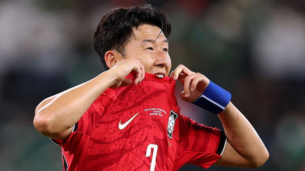 Son Heung-min apologises for South Korea's World Cup exit