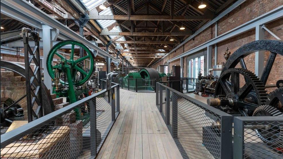  A collection of historic 19th and early 20th century working engines are located within the red-bricked warehouse known as the Power Hall. 