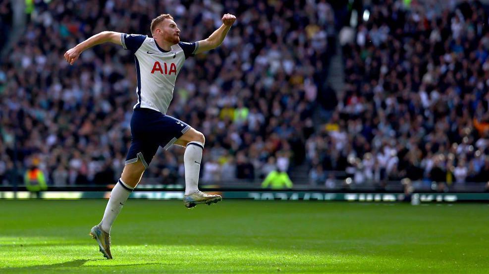 Dejan Kulusevski, Tottenham striker